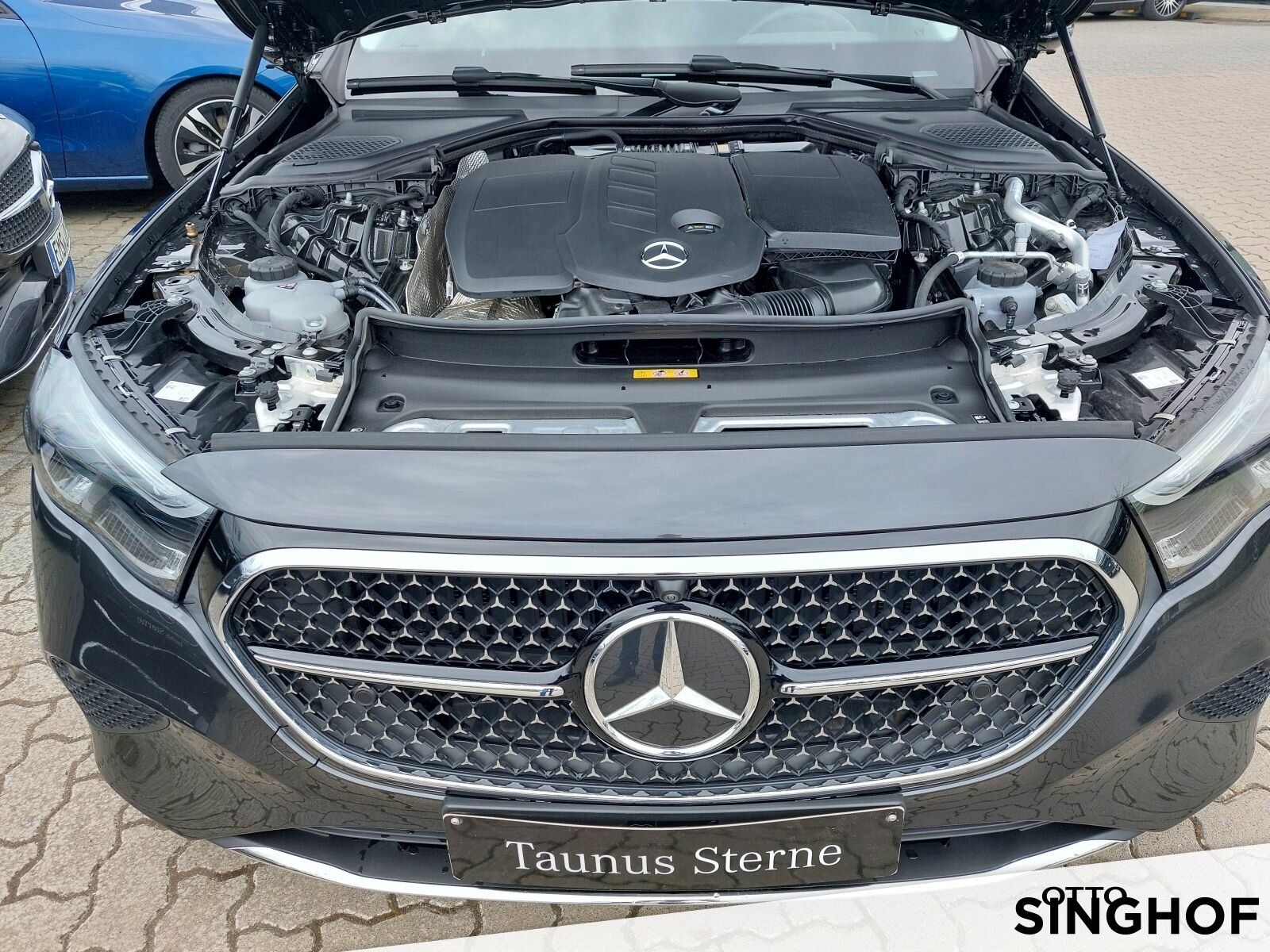 Fahrzeugabbildung Mercedes-Benz E 220 d Avantgarde +AHK+Digital LED+Standhg+360°
