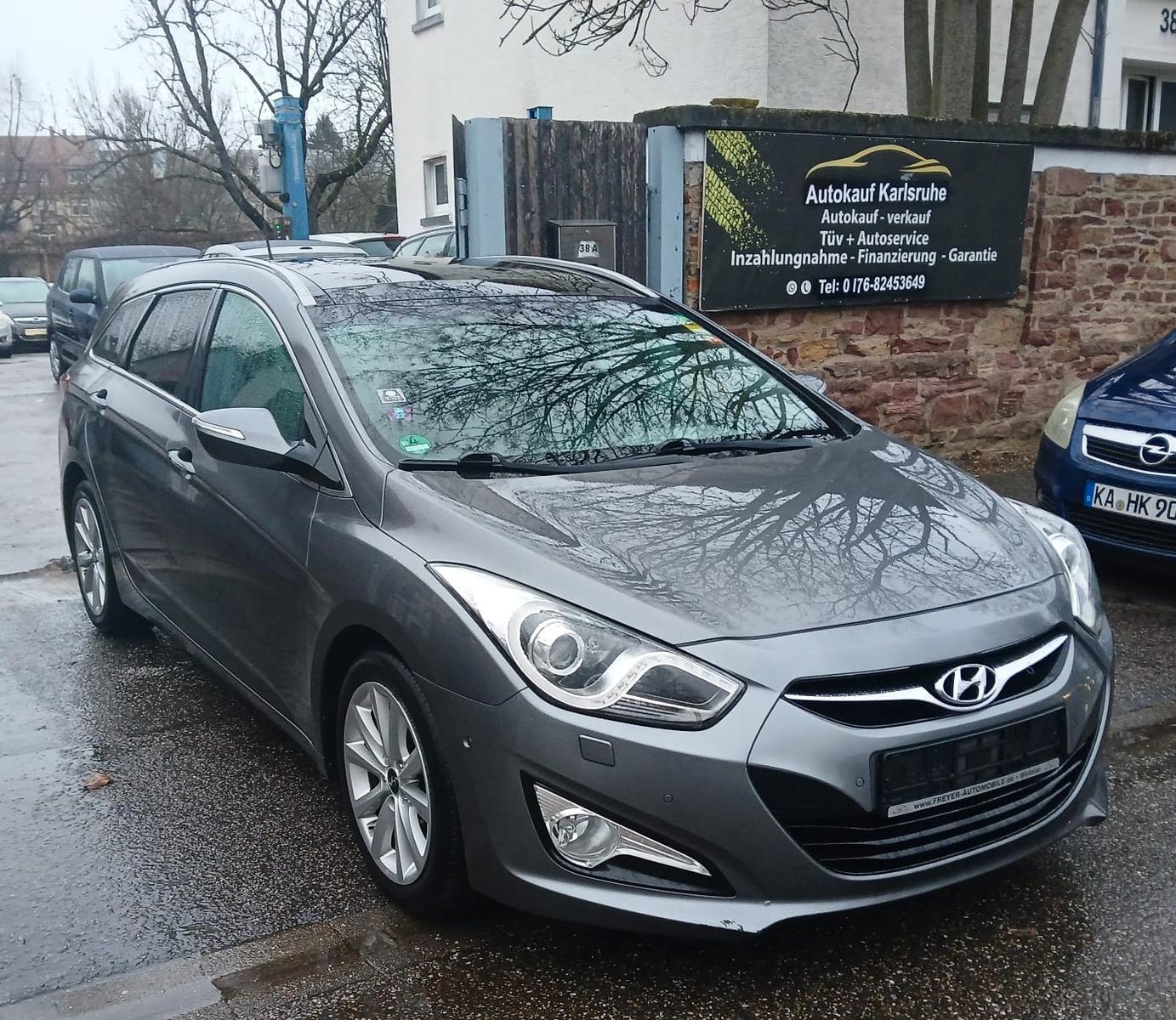 Hyundai i40 CW Premium/Gepflegt/Automatik