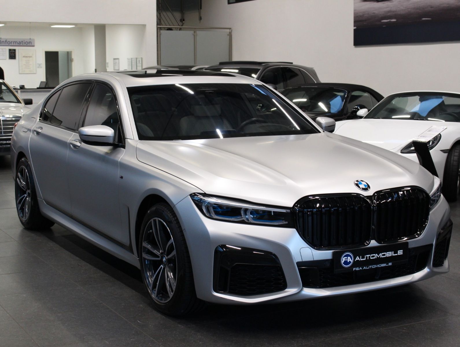 Fahrzeugabbildung BMW 750 L i xDrive M Sport Executive*Skylounge*VOLL