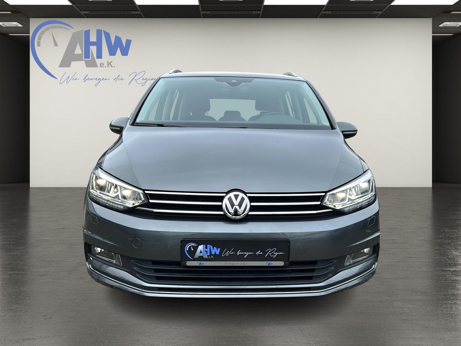 Fahrzeugabbildung Volkswagen Touran 1,8 TSI Highline BMT/Start-Stopp