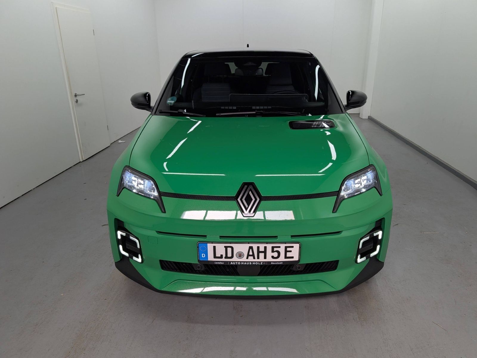 RENAULT R 5 E-Tech Techno 120 Urban Range – Bild 6