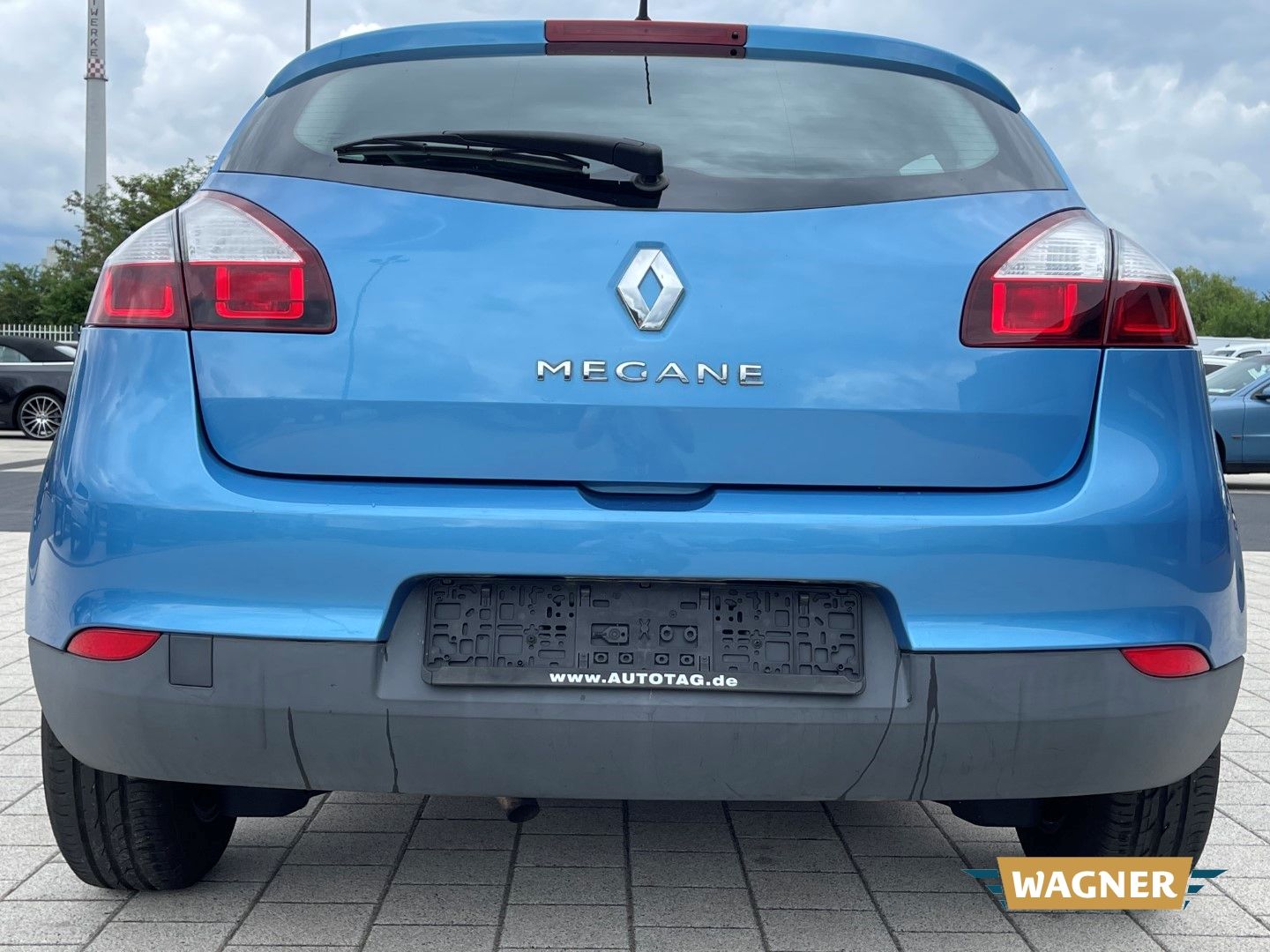 Fahrzeugabbildung Renault Megane III Authentique 1.6 16V 110