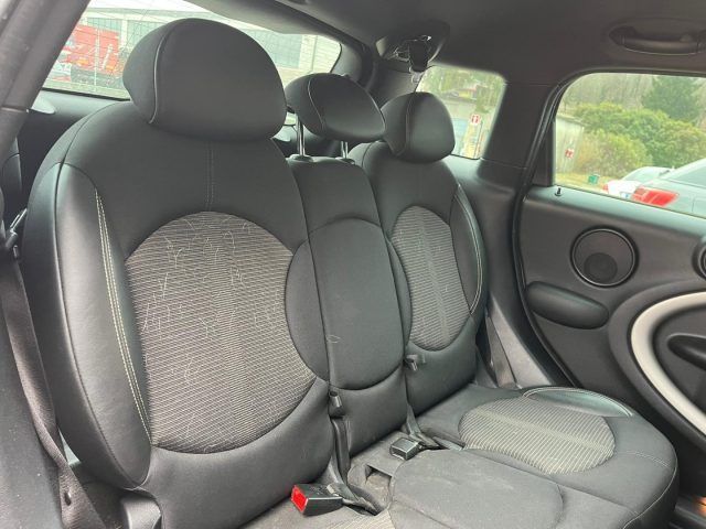 MINI COOPER_D_COUNTRYMAN