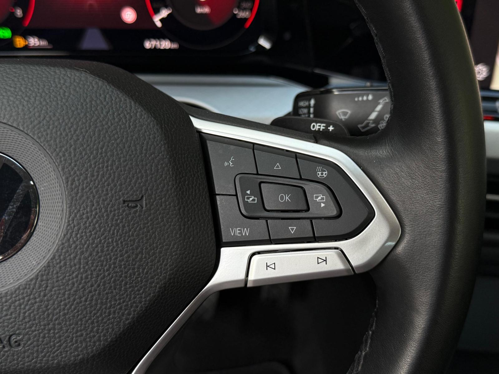 Volkswagen Golf 1.0 eTSI Limo Life LED+NAVI+ACC+SHZ+CARPLAY, миниатюра 19