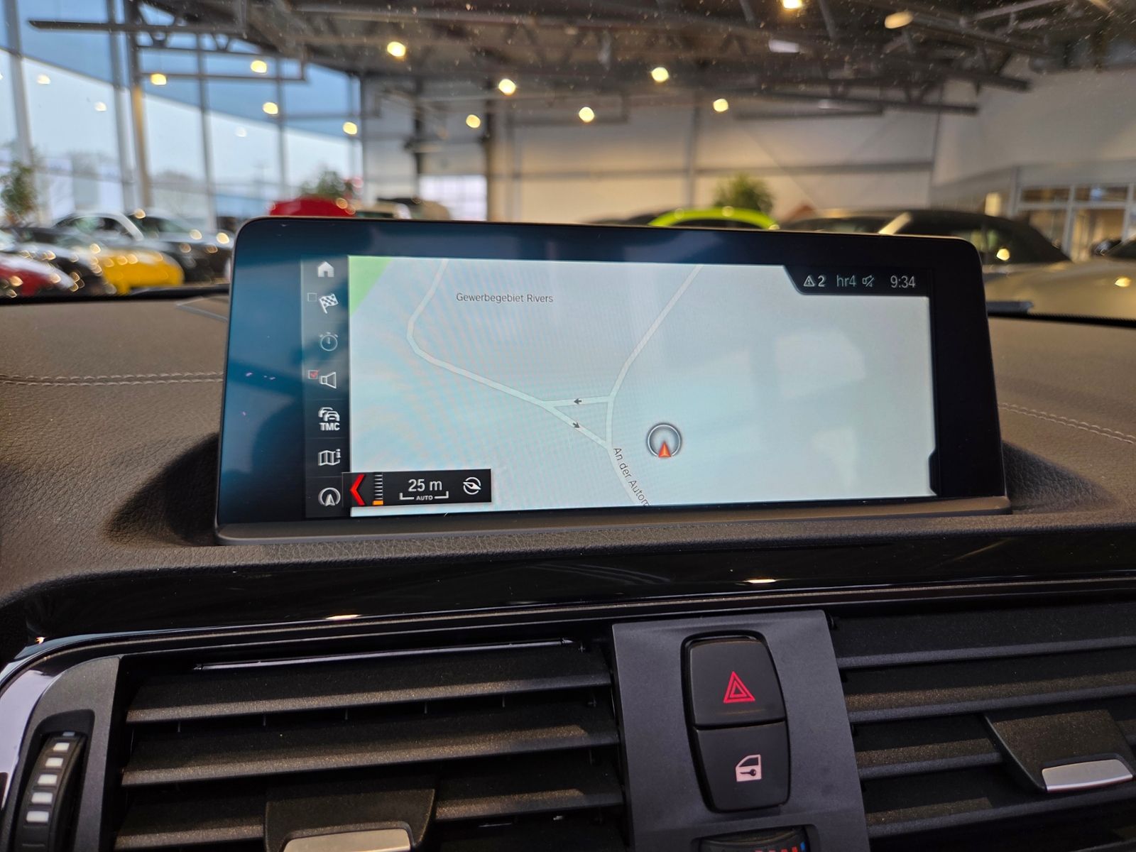 Fahrzeugabbildung BMW 220d Cabrio Sport Line H/K LED NAV SHZ PDC 17"