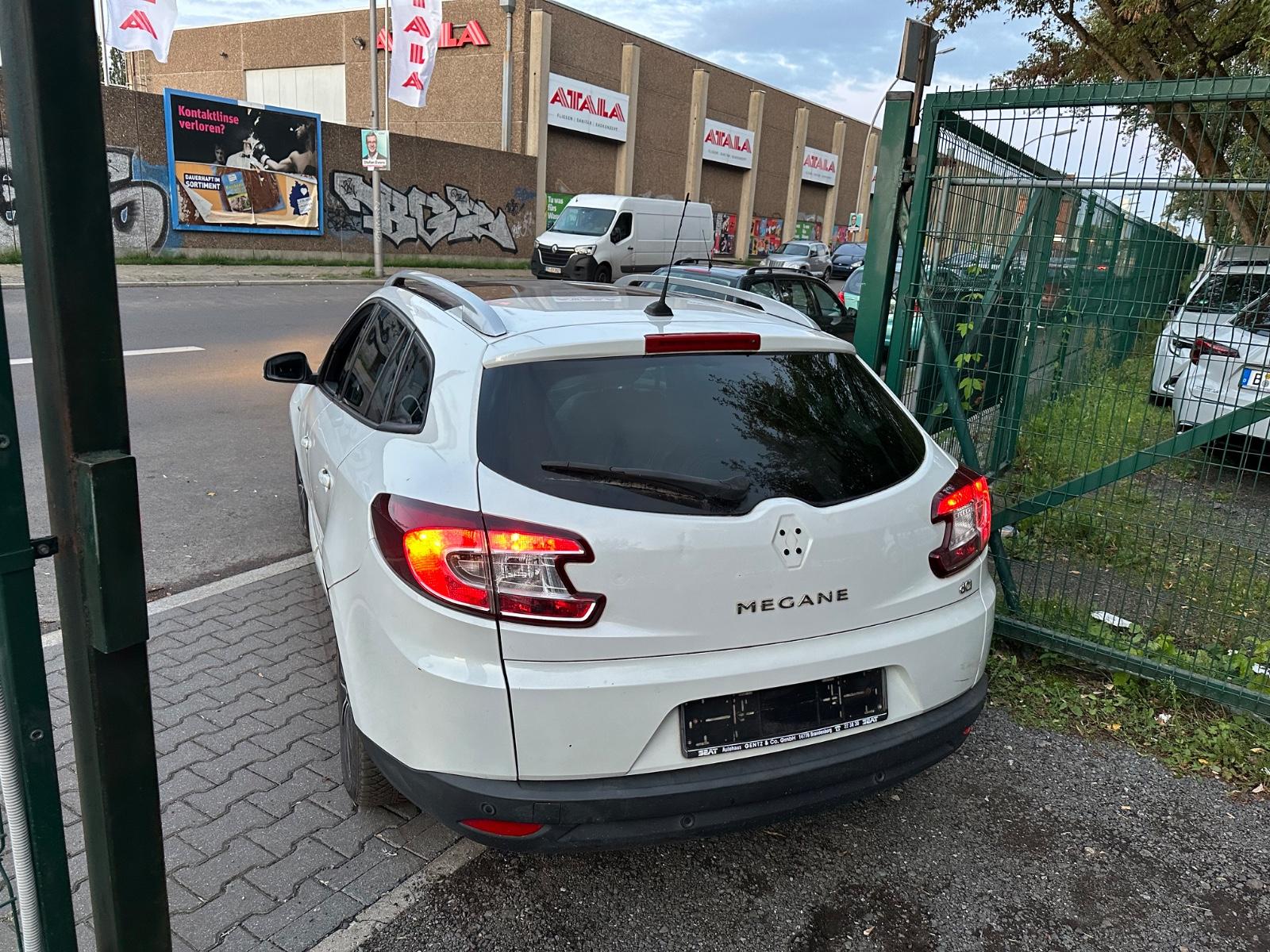 Renault Megane 2012 — photo 5