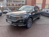 Volkswagen VW Touareg 2018 (Luft,Matrix,AHK 3,5T) - Volkswagen Touareg: 2.5