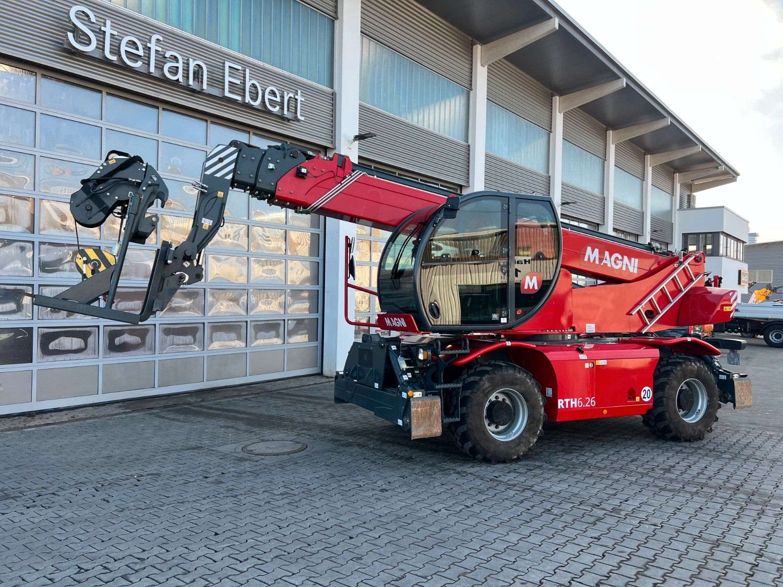 Fahrzeugabbildung Andere Magni RTH 6.26 / nur 849h ! / Gabel / 5 t Winde