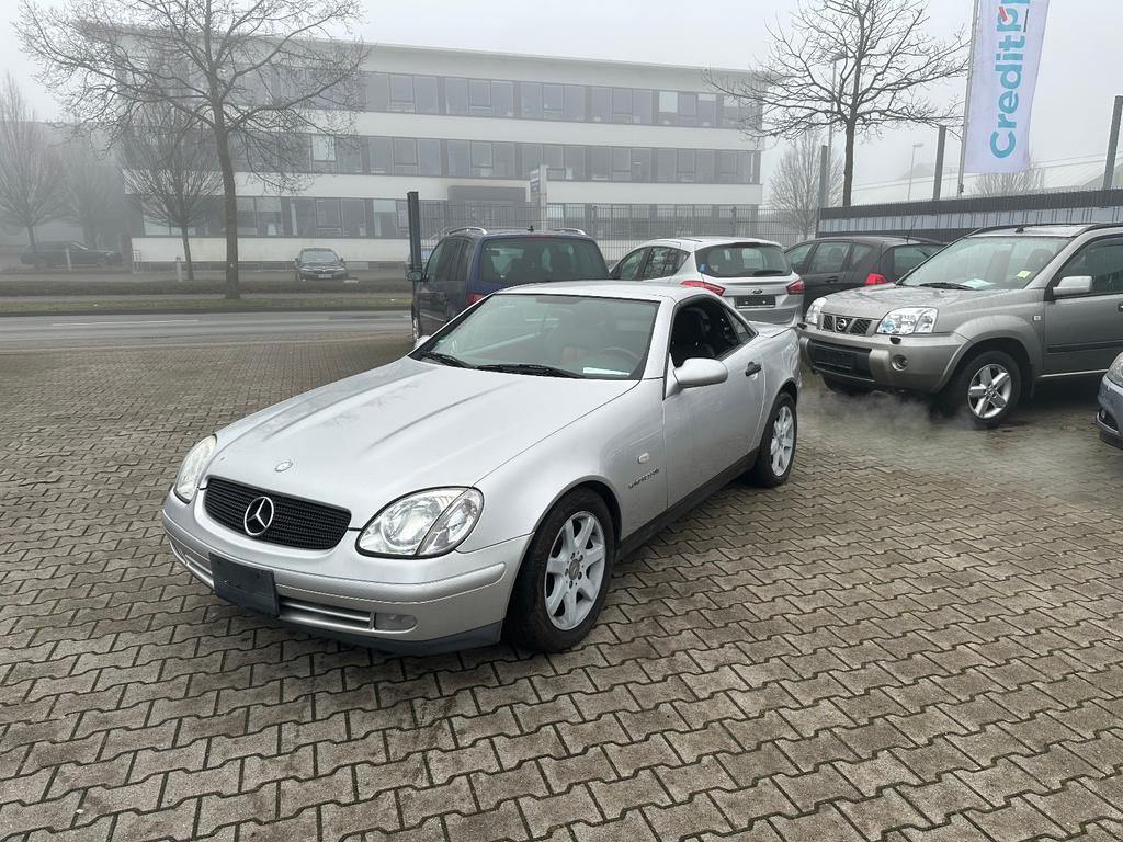Mercedes-Benz SLK 230