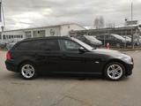 BMW 320 Baureihe 3 Touring 320d xDrive - gebrauchte BMW 320 aus dem Jahr 2010