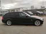 BMW 320 Baureihe 3 Touring 320d xDrive - BMW 320 aus 2010: Kombi, 320d