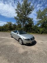 Audi A4 1.8 T Cabriolet - - Audi A4 aus 2003: Cabrio