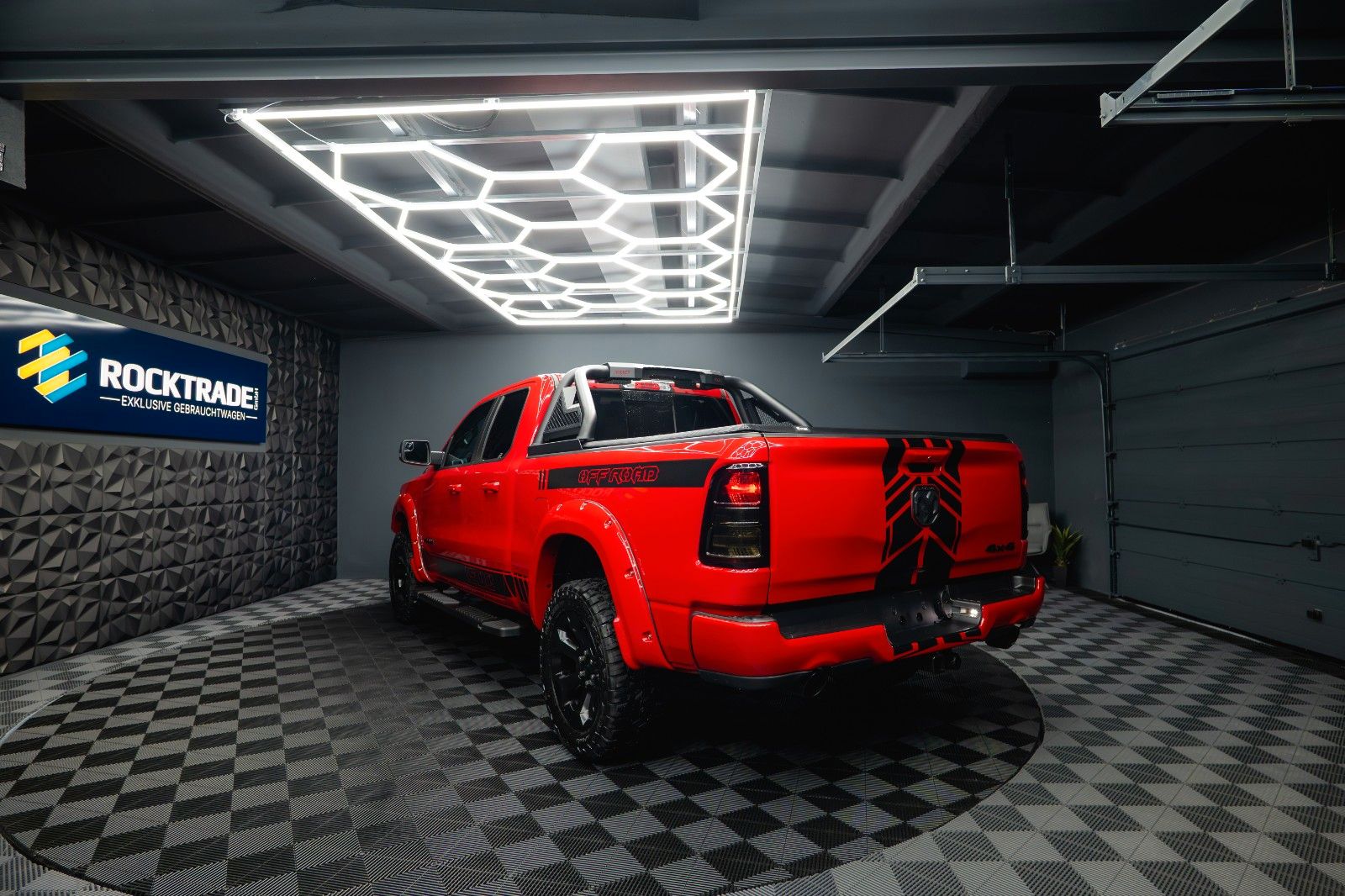 Fahrzeugabbildung Dodge RAM 5.7 V8 HEMI 4x4 RED DEVIL Offroad LONGBED