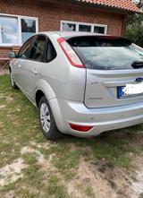 Ford Focus 2009 Diesel 1.6 TÜV 2027.02 - Ford Focus aus 2009 mit Diesel-Antrieb