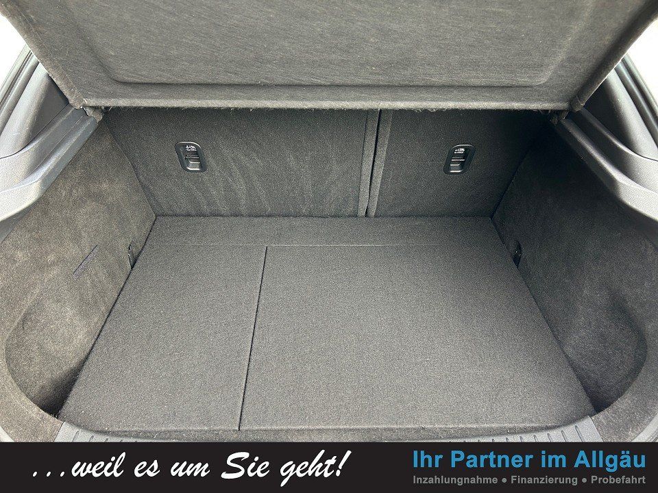 Fahrzeugabbildung Mazda CX-30 SKY-G 122 6AG SELECTION 1HD GARANTIE-10/28