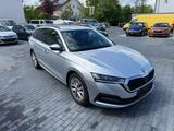 Skoda Octavia Combi Ambition*LED*KAMERA*SPUR