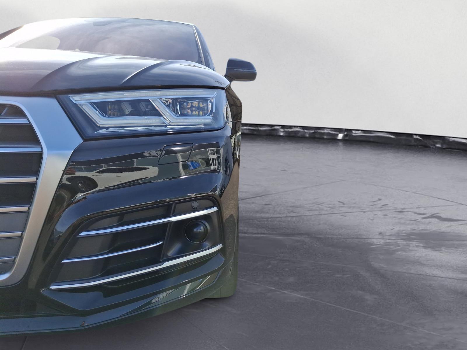 Audi Q5 2.0 TFSI S tronic quattro design Xenon Blueto