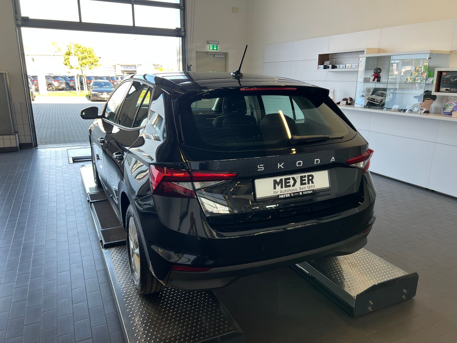 Fahrzeugabbildung SKODA Fabia Selection 1.0 TSI DSG *LED, SmartLink, Kam