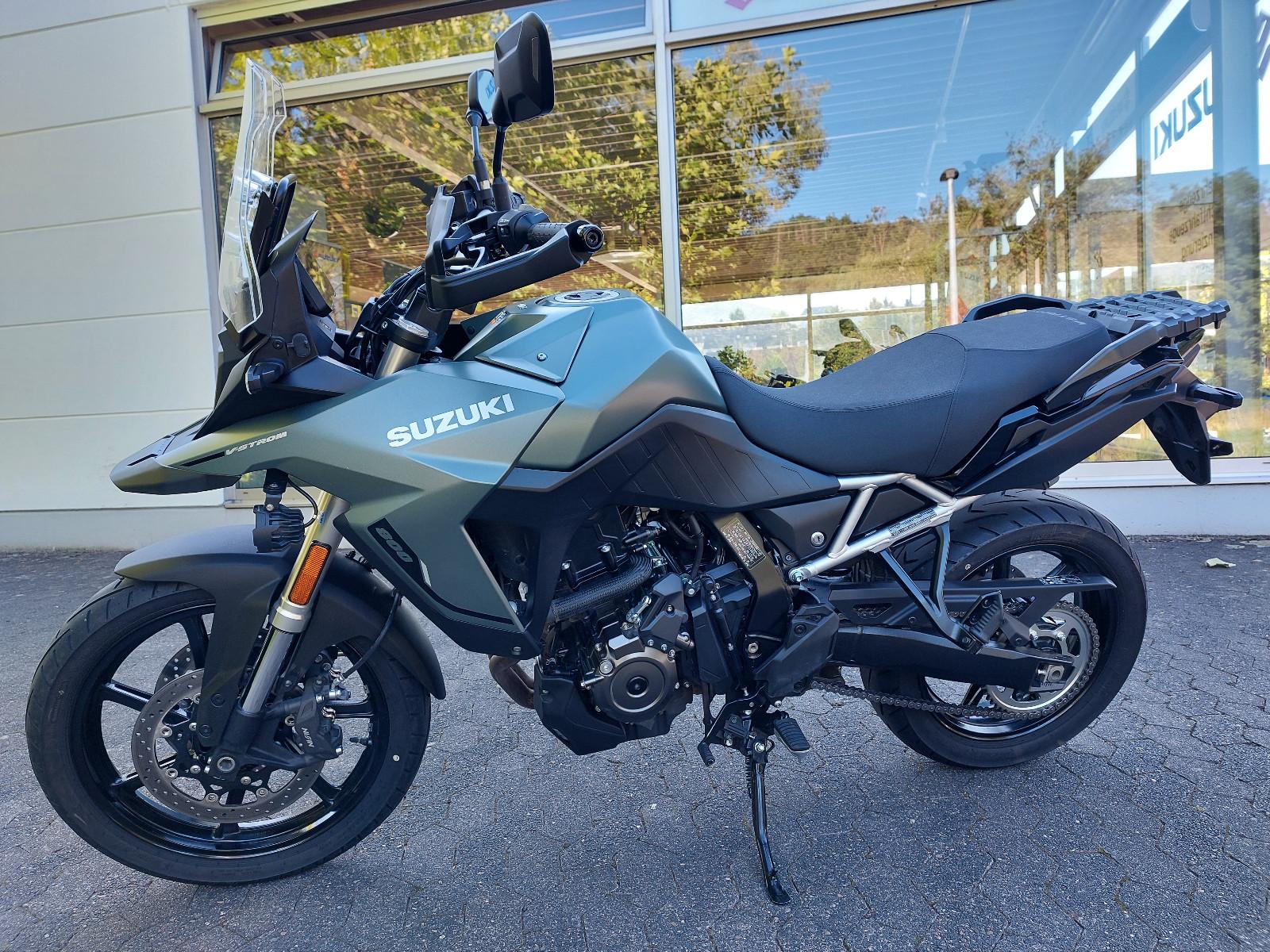 Suzuki DL800  MIT ZUBEHÖR