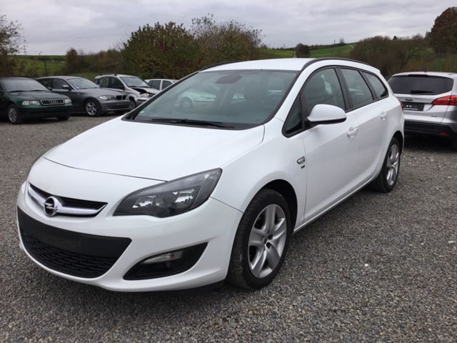 Opel Astra J Sports Tourer Energy