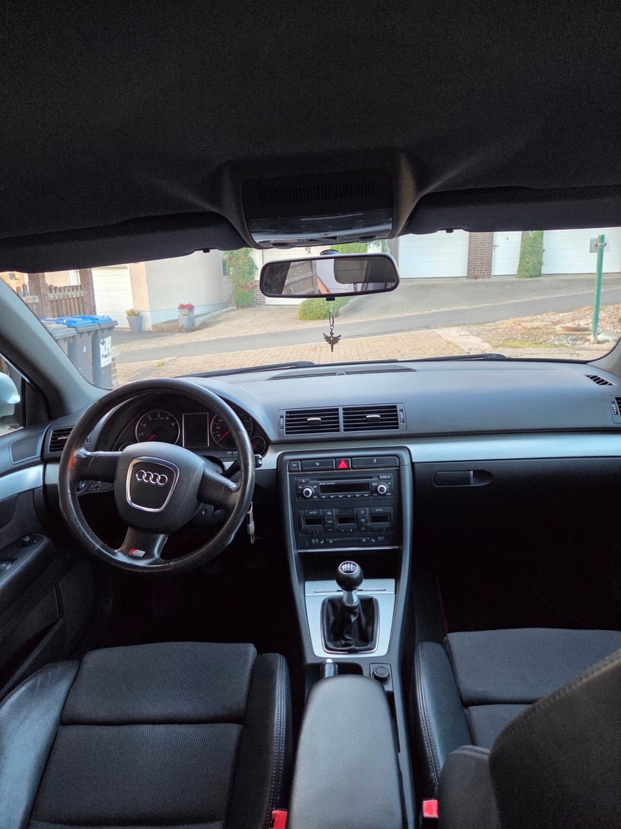 Audi A4 2005 — photo 8