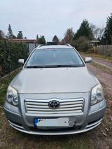 Toyota Avensis Combi Executive 2,2-l-D-CAT Executive