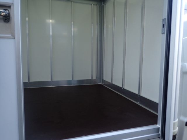 Fahrzeugabbildung Piaggio Porter NP6 LR SW LPG TOP Kofferaufbau 307Radstan