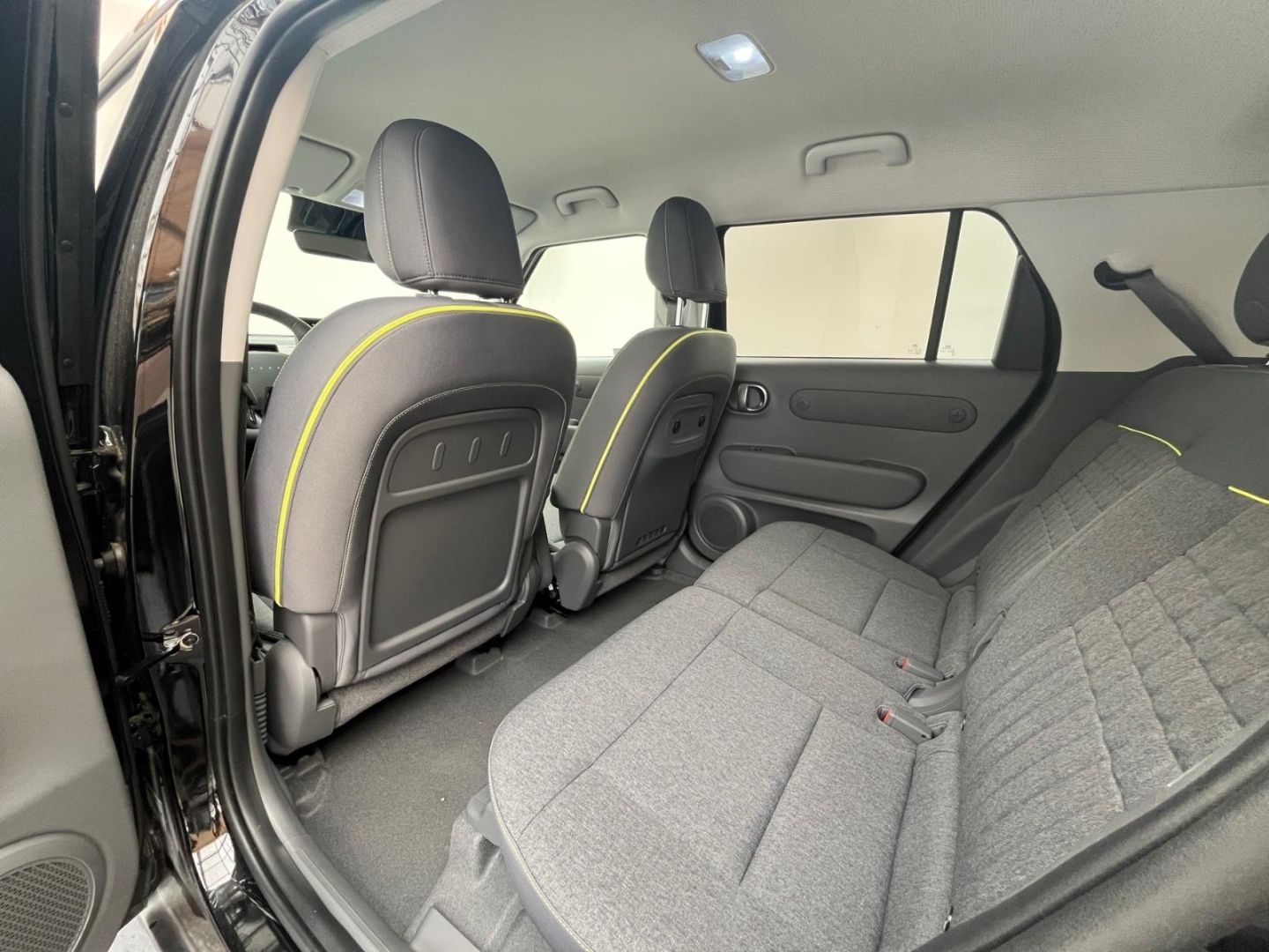 Hyundai INSTER – Bild 13