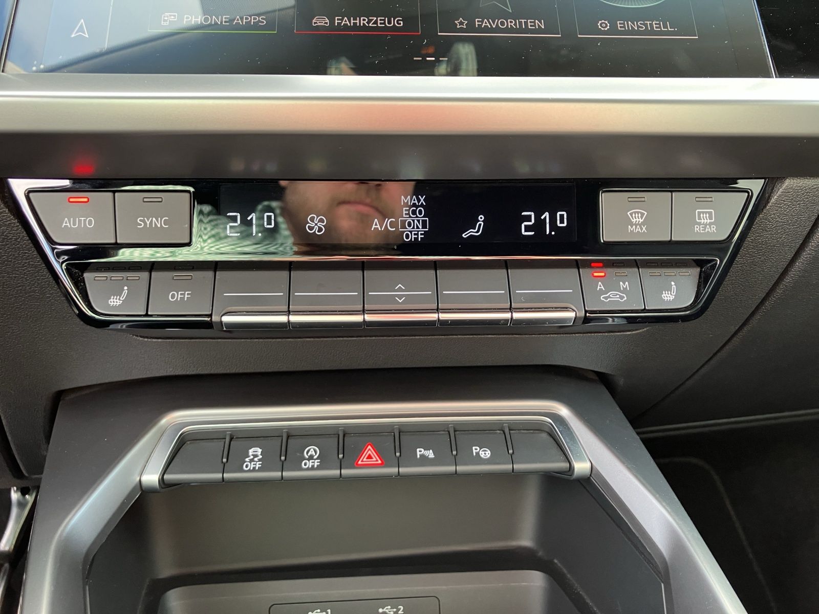 Fahrzeugabbildung Audi A3 Sportback 35 TFSI S line Matrix HUD ACC SHZ
