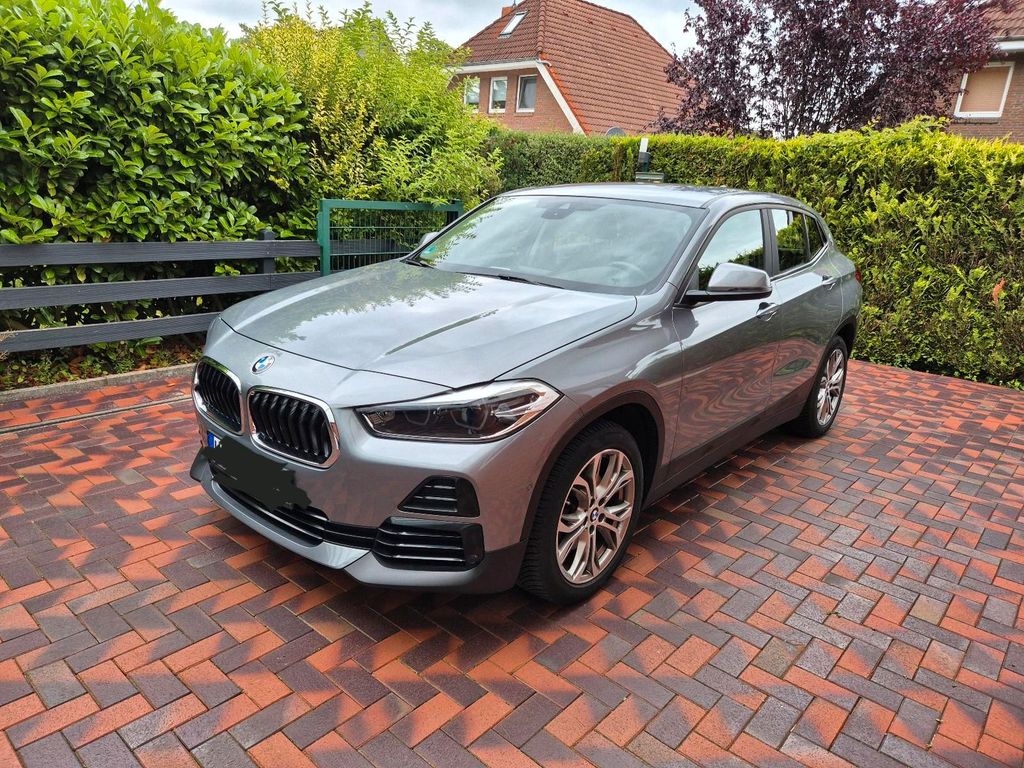 Image of BMW X2