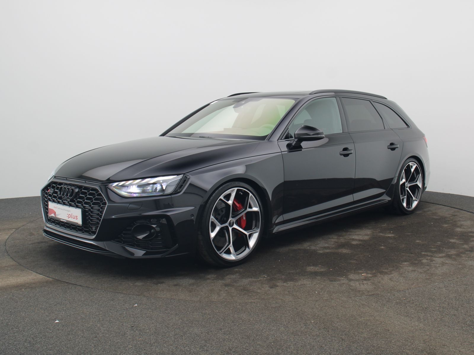 Audi RS4 - Bild 2