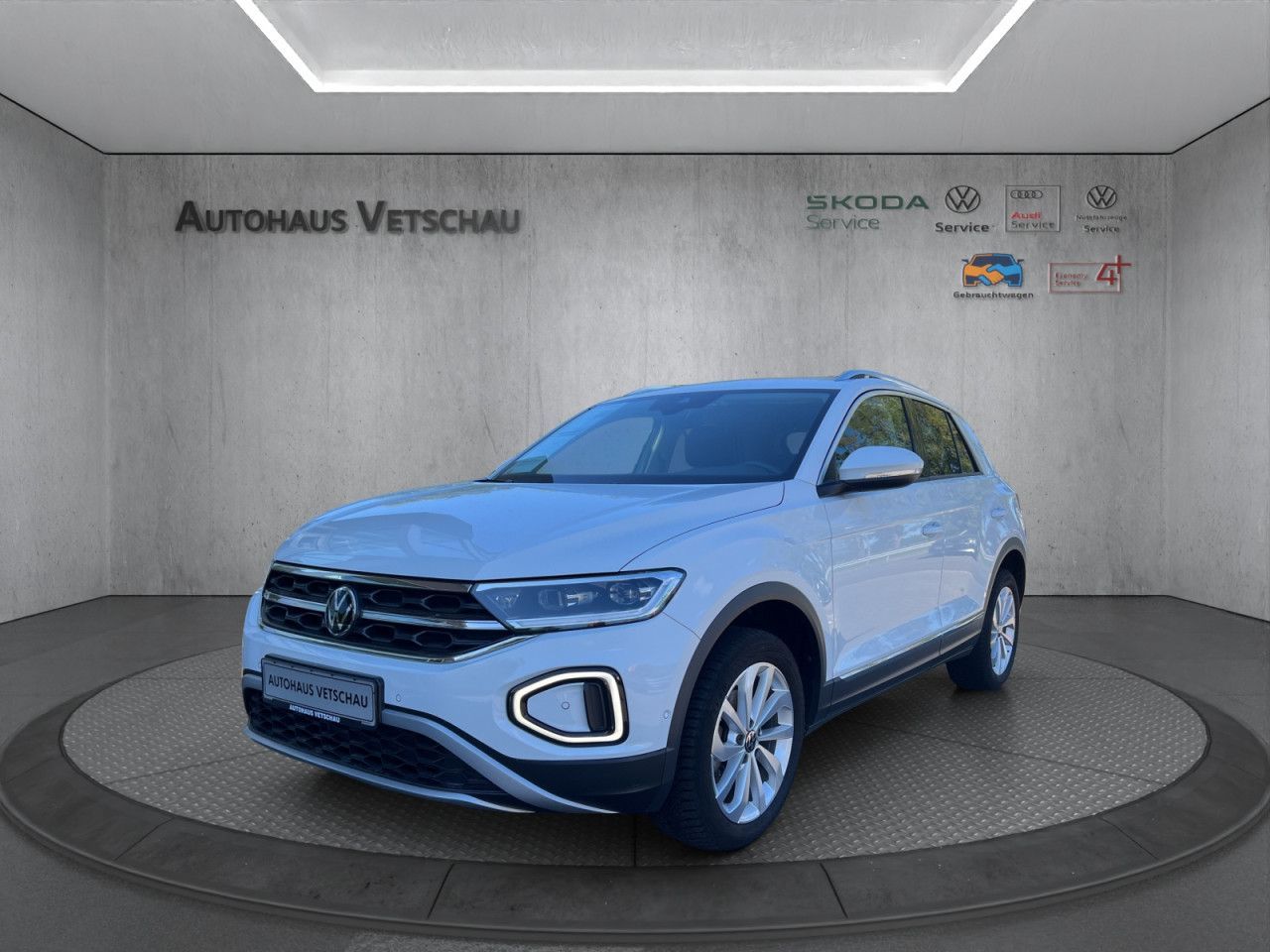 Volkswagen T-Roc 1.0 TSI Style Bluetooth Navi LED Klima foto 4