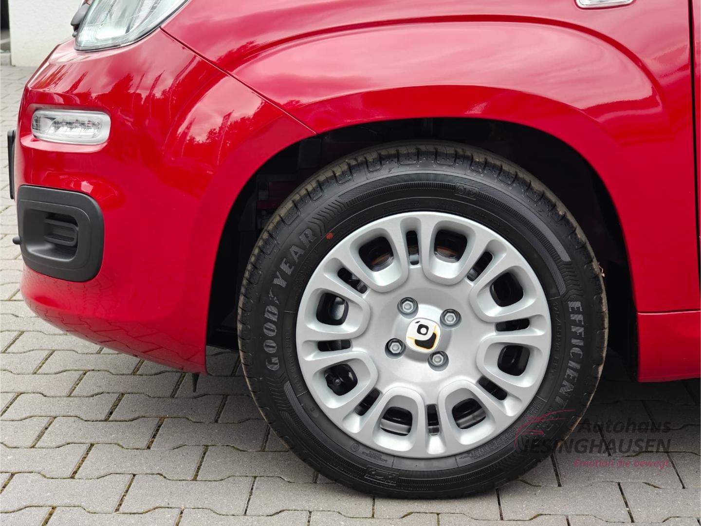 Fiat Pandina Hybrid Icon PDC+Bluetooth+Klimaanlage+Mü