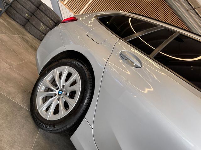 BMW 318d Touring  *1.HAND*19%MWST.*PANO*NOTRUFSYSTEM