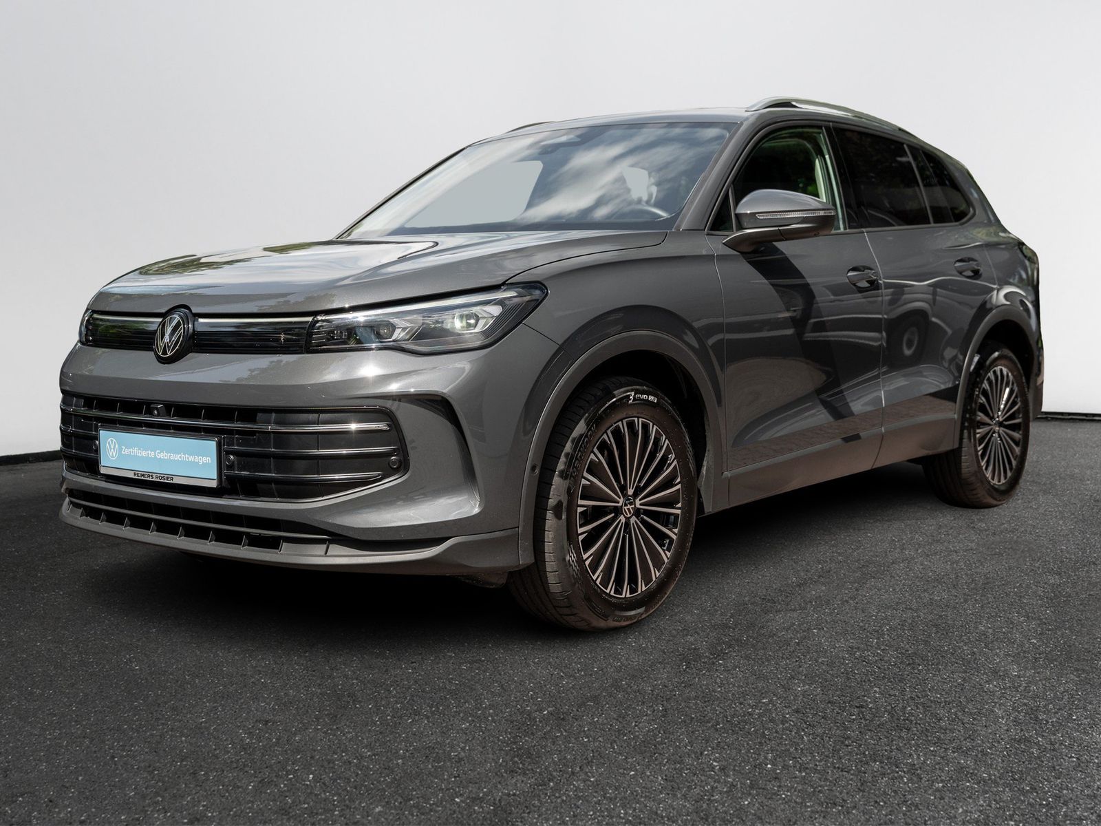 Volkswagen Tiguan Life Pano IQLight AHK Kam. Navi Pano 360 imagem 2