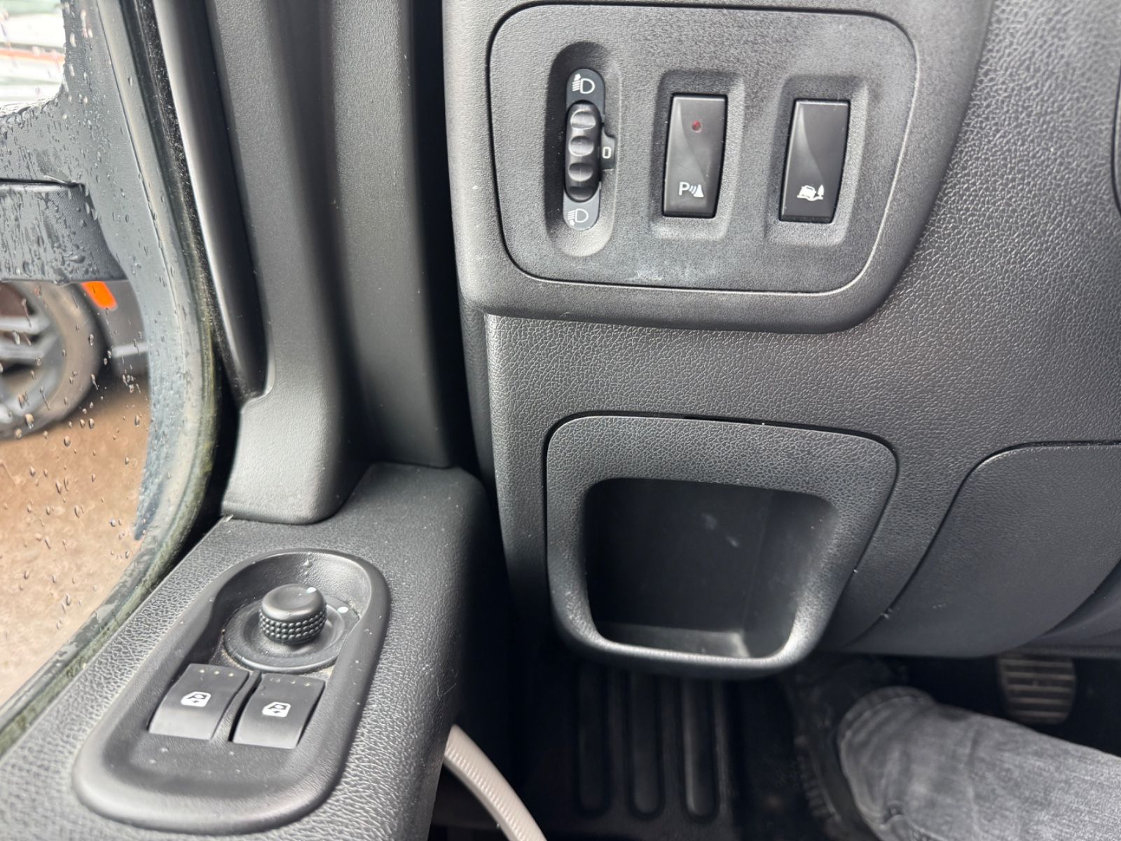 Fahrzeugabbildung Renault Master III Kasten L2H2 HKa 3,3t Klimaanlage