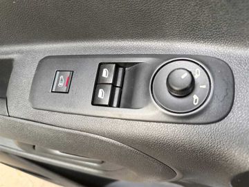 Peugeot Partner - 11