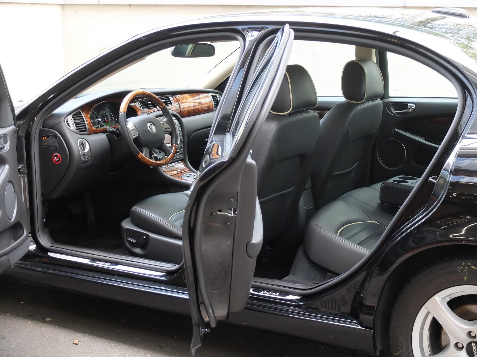 JAGUAR X-TYPE 3.0 V6 230ch 4X4 - CUIR - BVA - GPS - XÉNON - SIÈGES CHAUFFANTS - 75000 Km