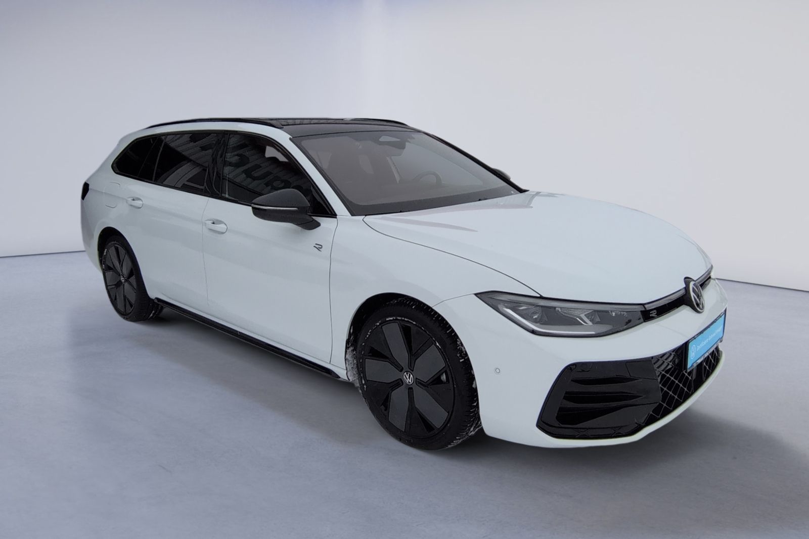 Passat Variant 2.0 TDI 4M R-Line STHZ+PANO+AHK+D