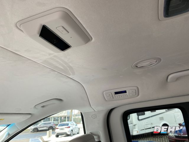 Hyundai STARIA 2WD 2.2 CRDi Signatur 7Sitzer Standheizun