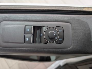 Ford Tourneo Custom Aut L1 Tit X 4WD Standheizung