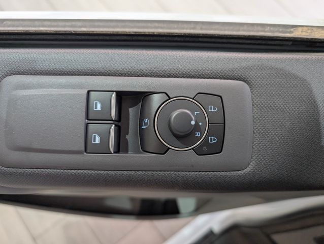 Ford Tourneo Custom Aut L1 Tit X 4WD Standheizung
