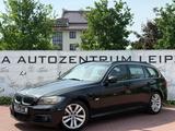 BMW 325i Tour. xDrive 1HAND*MPAKET*KEYLESS*TÜV*TOP - BMW 325 mit Benzin-Antrieb: Kombi