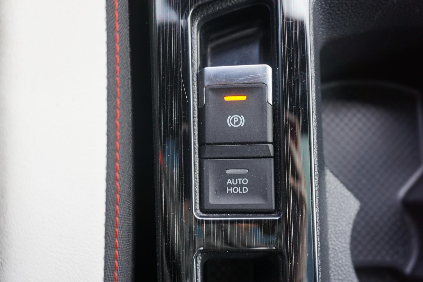Volkswagen T-Roc 2.0 TSI Sport 4Motion DSG LED Navi Kamera