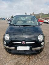 Fiat 500 1.2 Lounge - Fiat 500 mit Benzin-Antrieb: Limousine, Automatik