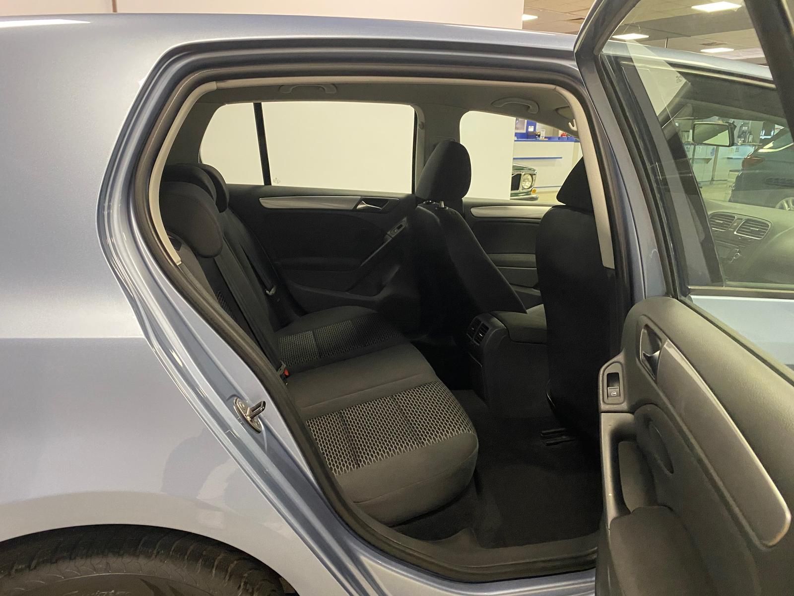Fahrzeugabbildung Volkswagen Golf 1.4Trendline+KLIMA+ALWETTER+SCHECKHEFT+HU