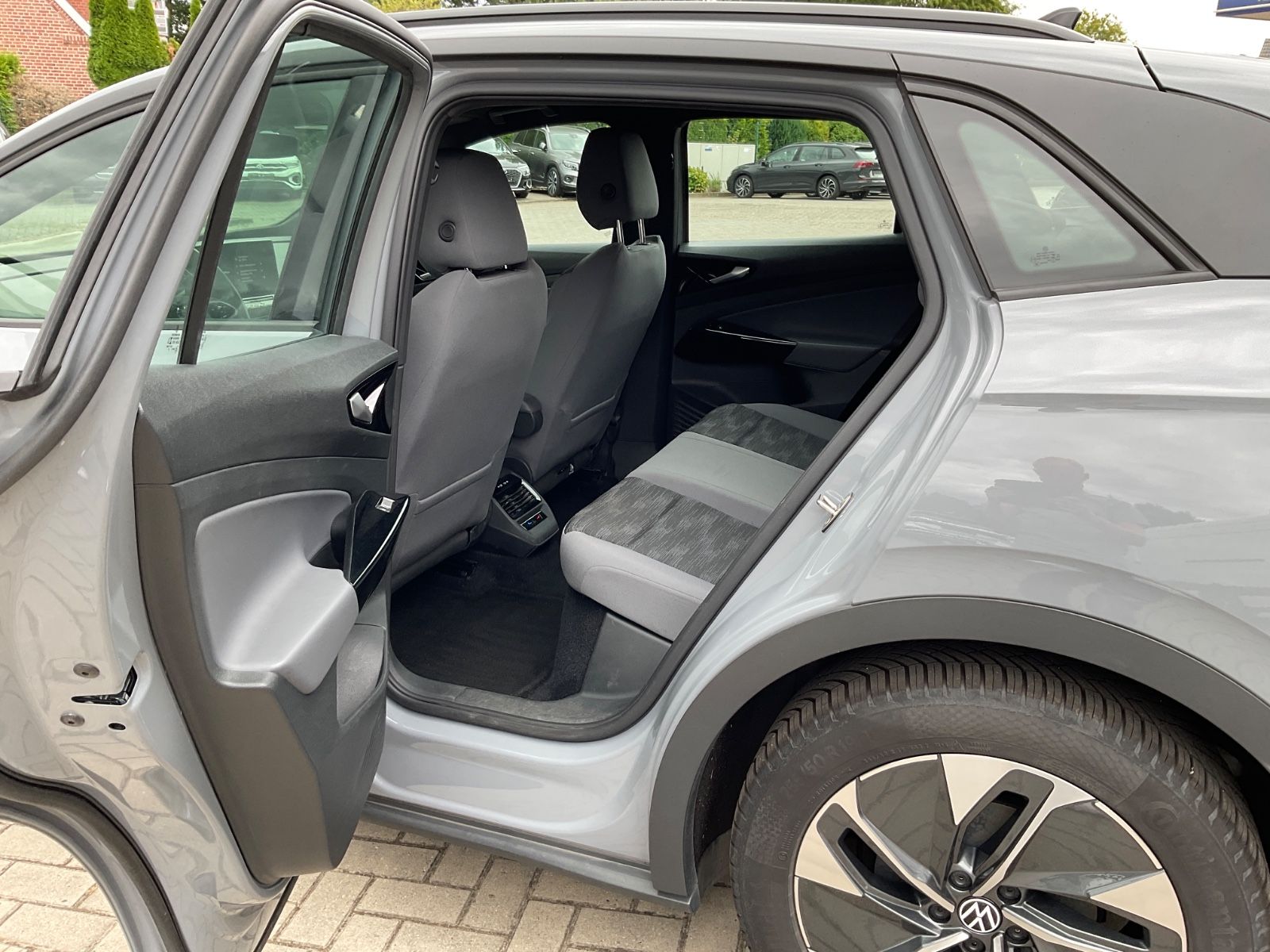 Fahrzeugabbildung Volkswagen ID.4 Pro Perf. 82 kWh 150 kW,Kamera,Navi,Sitzhei