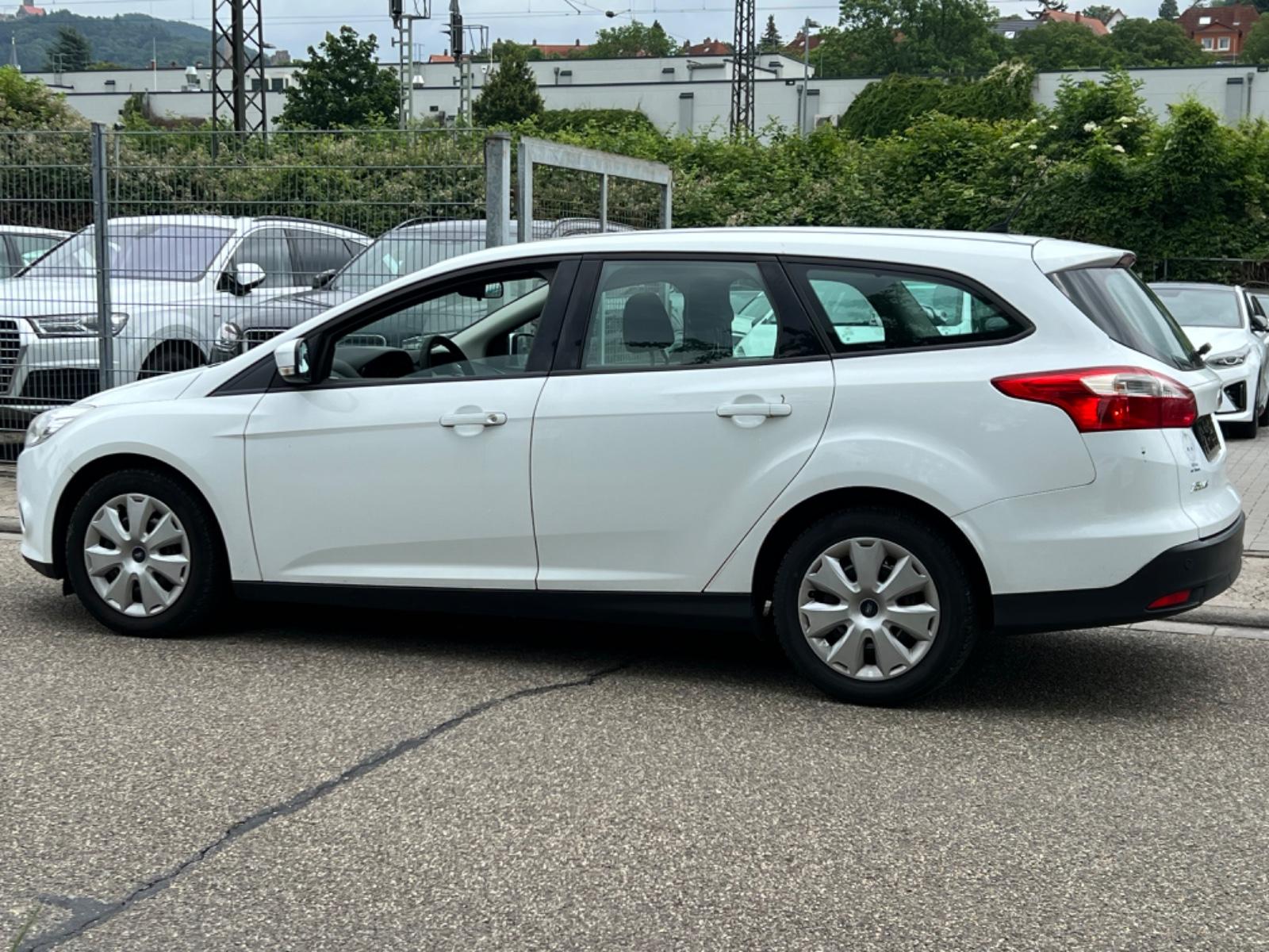 Ford Focus 2013 — engine 1.596 cm³, 125 HP (92kW)