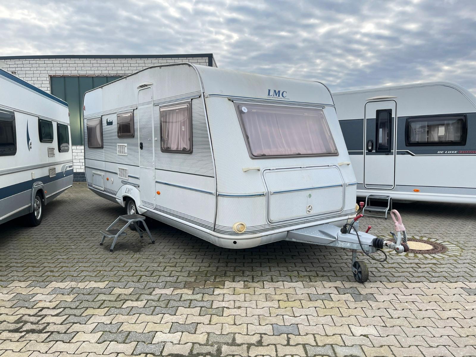 LMC DOMINANT 530 K - Rundsitzgr./Einzelbetten