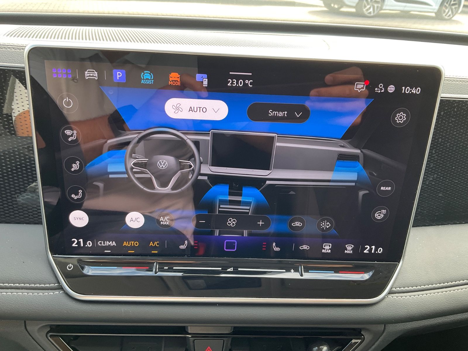 Fahrzeugabbildung Volkswagen Tiguan 2.0 TDI ENERGY,AHK,Navi,IQLight,Kamera
